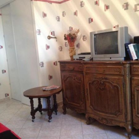 Charmant Gite A Etain, Tout Inclus, Proche Verdun Avec Terrasse Et Parking - Fr-1-585-3 Екстер'єр фото