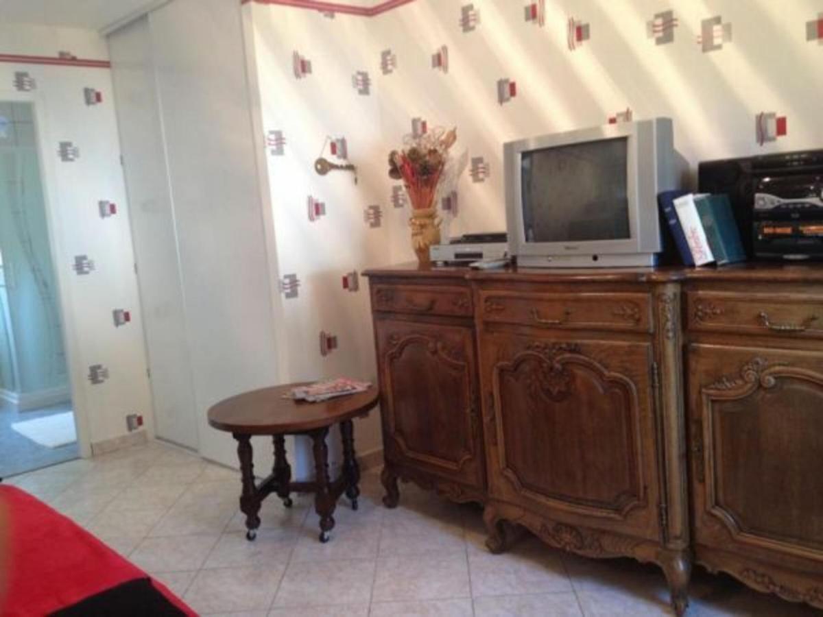 Charmant Gite A Etain, Tout Inclus, Proche Verdun Avec Terrasse Et Parking - Fr-1-585-3 Екстер'єр фото